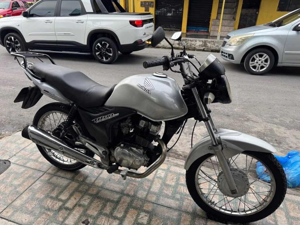 Aqui na Weecar, nós entendemos a sua preocupação com a segurança do seu veículo. Por isso, oferecemos soluções completas de rastreamento veicular com tecnologia de ponta e uma plataforma intuitiva para que você possa monitorar seu carro, moto ou caminhão de onde estiver.