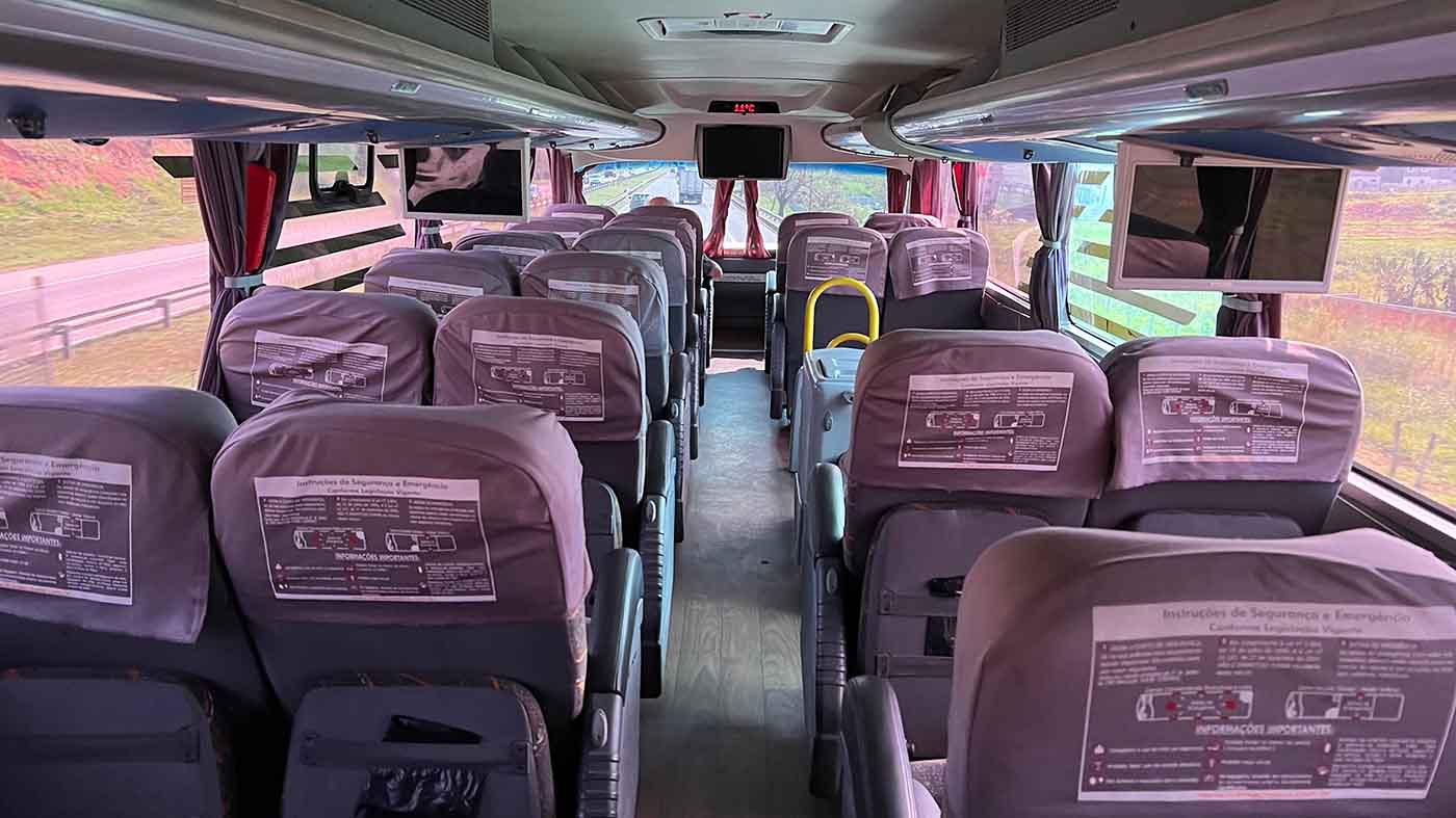 Investir nesse tipo de tecnologia é investir em segurança, credibilidade e eficiência. Empresas que prestam serviços de transporte e terceirização precisam oferecer confiabilidade aos seus clientes, e o rastreamento é uma prova de compromisso.